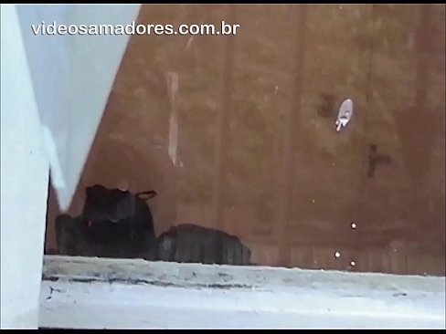 ❤️ Home cachondo mirando á súa moza con outro mozo, gravando un vídeo de carallo sen molestar á parella ❤❌ Vídeo de puta  na pornografía gl.kanalmoscow.ru