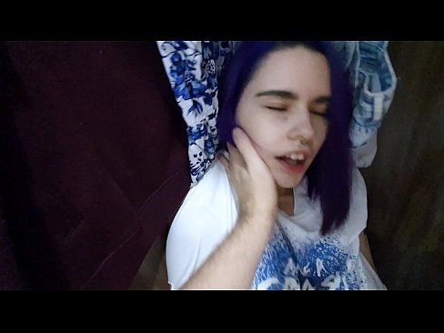 ❤️ Atopo a miña irmá no armario e axudouna a correrse ❤❌ Vídeo de puta  na pornografía gl.kanalmoscow.ru